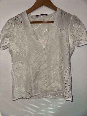 Zara White Eyelet Button-Front Blouse
